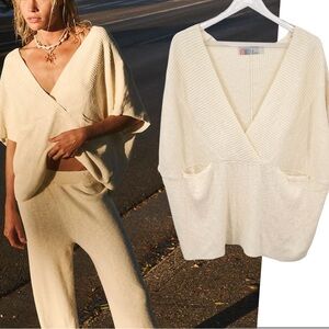 Free People Beach Jaclyn Sweater Top Oversized Casual Deep Neckline Cream Medium